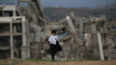 قصف مدرسة في غزة: 5 قتلى وتفاقم أزمة النازحين