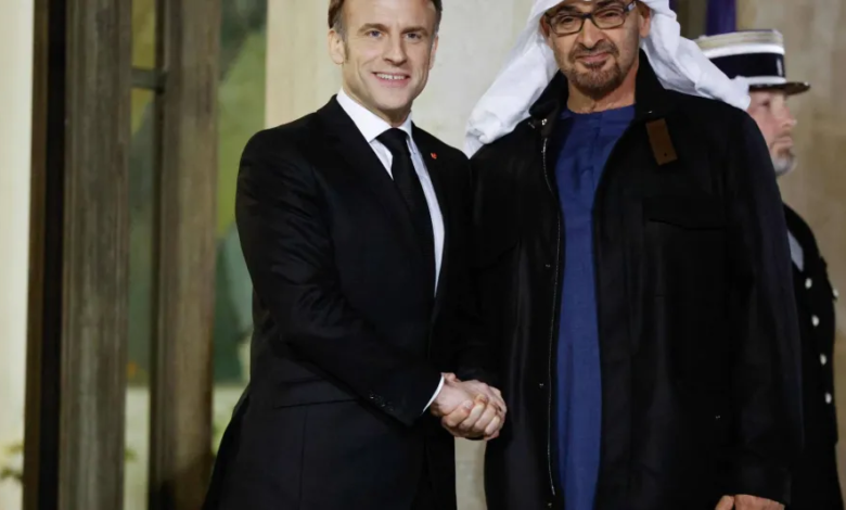 الرئيس الفرنسي في أبوظبي: أبعاد الزيارة والشراكة الاستراتيجية