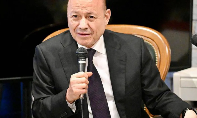 العليمي يدعو المجلس الانتقالي للحوار وتغليب مصلحة اليمن