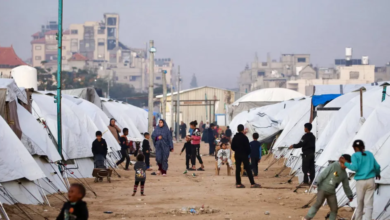 مصر تحذر من عرقلة اتفاق غزة وترفض تجزئة الإعمار