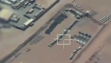 تفاصيل ضربة التحالف لمعدات عسكرية في ميناء المكلا