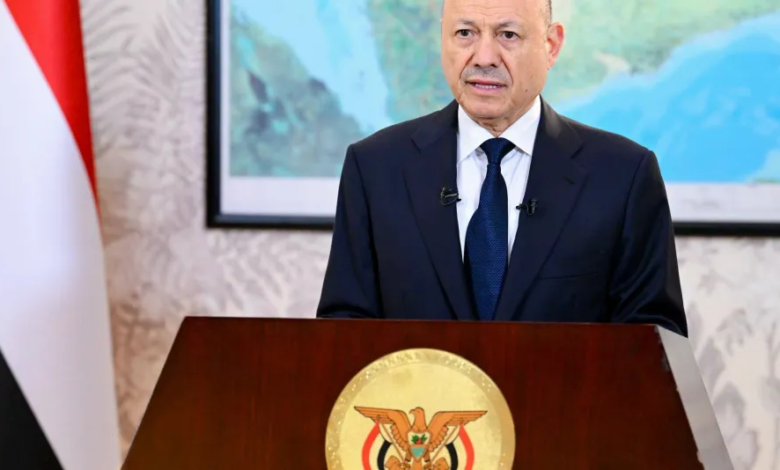 العليمي ينتقد الدعم الإماراتي للانتقالي: تفاصيل الأزمة