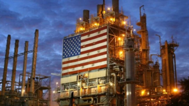 مخزونات النفط الأمريكية: تراجع الخام وارتفاع البنزين - تقرير الطاقة