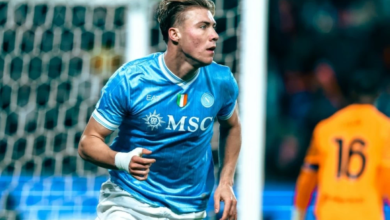 نابولي ضد بولونيا في السوبر الإيطالي: تاريخ المواجهات والتوقعات