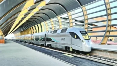 قطار حلم الصحراء: تمويل سعودي إيطالي ضخم للسياحة الفاخرة