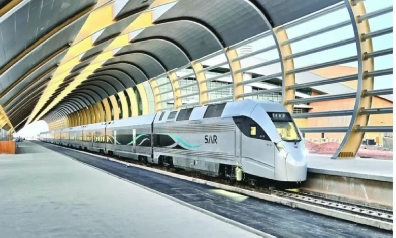 قطار حلم الصحراء: تمويل سعودي إيطالي ضخم للسياحة الفاخرة