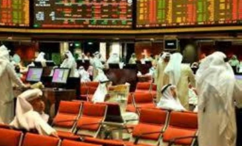 Gulf stock markets decline, and oil records annual losses