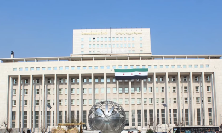 سورية تطرح عملة جديدة 2026: تفاصيل استبدال الليرة وحذف الأصفار