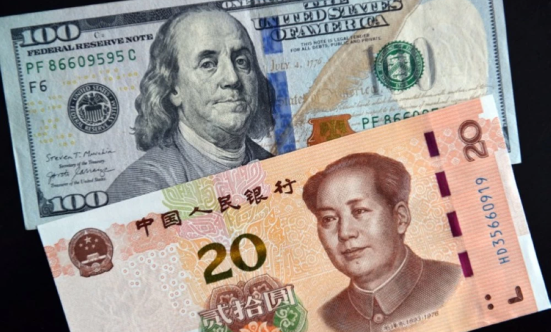 الصين تخفض وزن الدولار في سلة اليوان 2026: التفاصيل الكاملة