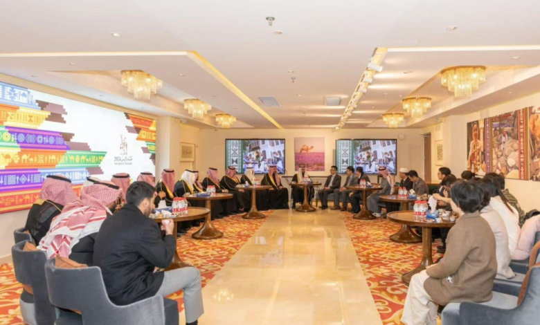 وزير الحج يشيد بفرع مكتبة الملك عبدالعزيز بجامعة بكين