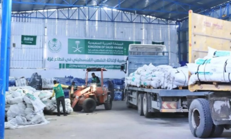 مساعدات سعودية جديدة لإغاثة متضرري السيول في غزة
