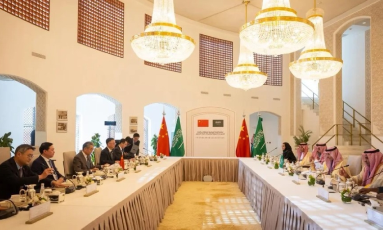 السعودية والصين: اتفاقية إعفاء تأشيرات وشراكة استراتيجية