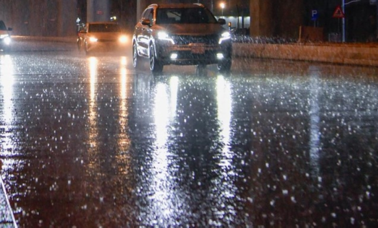 إنذار أحمر في الرياض والشرقية: أمطار غزيرة وسيول حتى الصباح