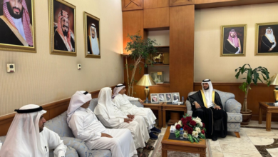 محافظ القطيف يدعم برامج جمعية أبارق الخيرية بحلة محيش