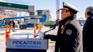 تعويم سفينة جلالة الملك سعود: القوات البحرية تدشن مشروع طويق