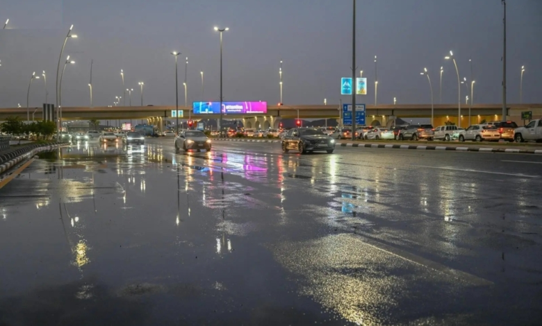 الإنذار الأحمر بالشرقية: أمطار غزيرة وسيول تضرب 10 محافظات