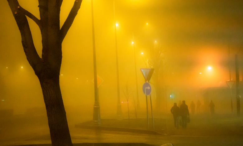 تنبيهات الأرصاد: ضباب كثيف وانعدام للرؤية في 10 مناطق سعودية