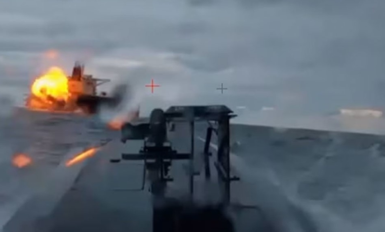 أوكرانيا تستهدف ناقلة نفط روسية في المتوسط بمسيرات