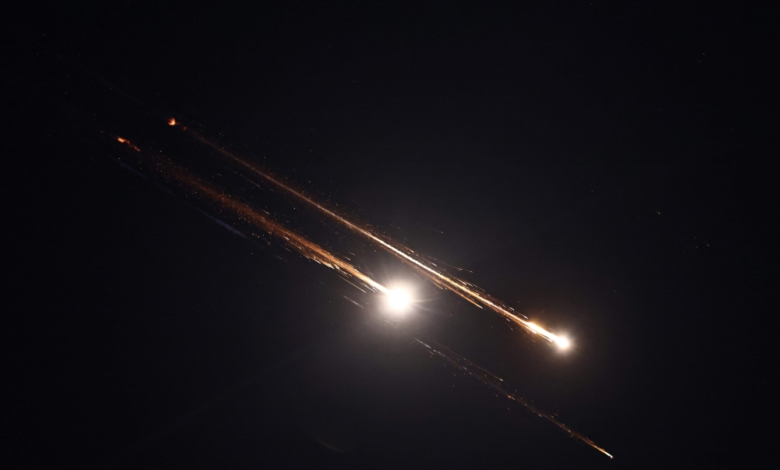 إيران: البرنامج الصاروخي دفاعي ولن يخضع للتفاوض