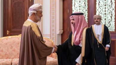 سلطان عُمان يبحث مع وزير الخارجية السعودي تعزيز العلاقات والمستجدات