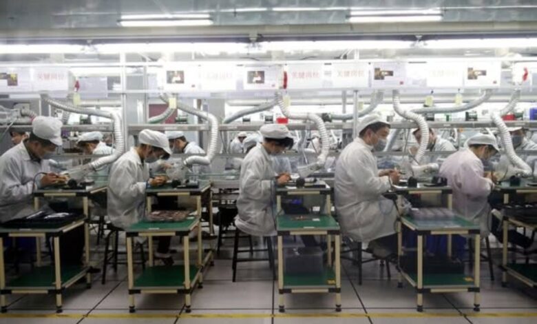 واشنطن تنتقد سياسات الصين في أشباه الموصلات وتلوح بالرسوم