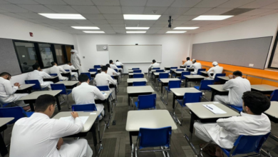 التعليم: منع دمج الفصول وضبط الانضباط قبل الاختبارات