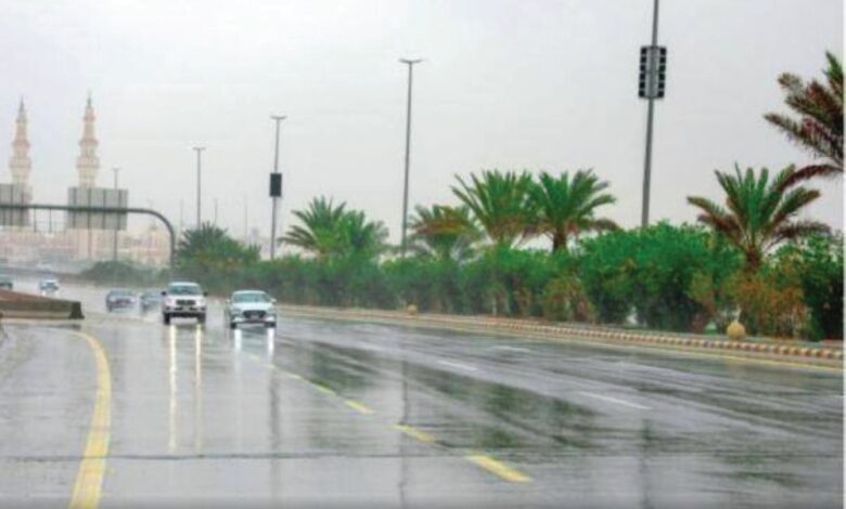 طقس مكة اليوم: أمطار رعدية ورياح نشطة على جدة والمحافظات