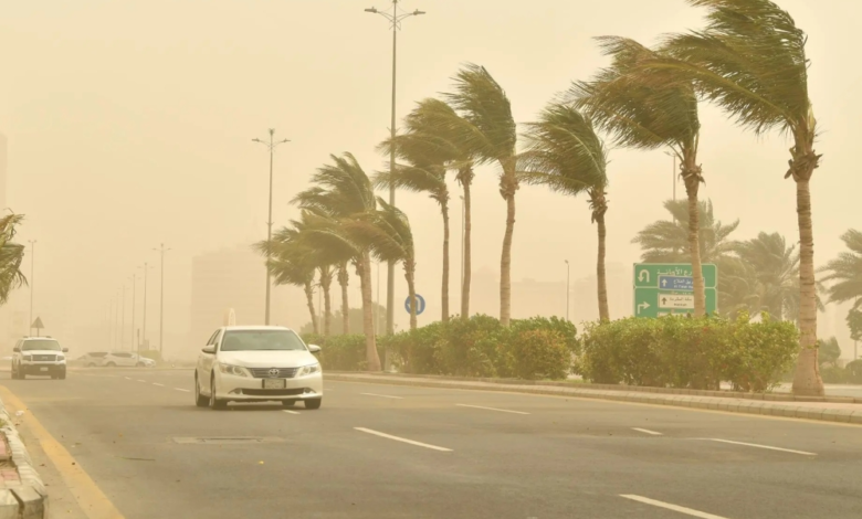 طقس السعودية: رياح نشطة وتقلبات حرارية الأسبوع المقبل