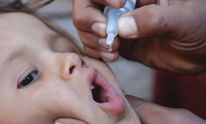 تراجع شلل الأطفال في باكستان 2025: تقرير منظمة الصحة