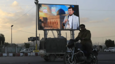 الحوثيون وتغيير الهوية اليمنية: حقائق عن المناهج والتطييف