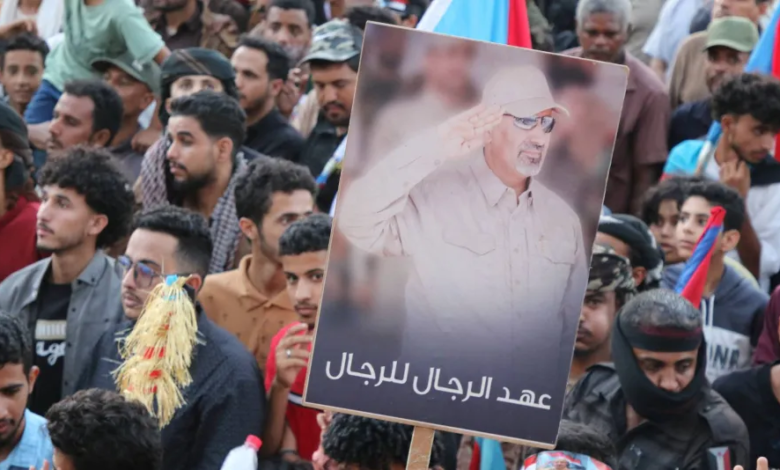 هيكلة المجلس الانتقالي الجنوبي: حل الهيئات وتدشين مرحلة جديدة