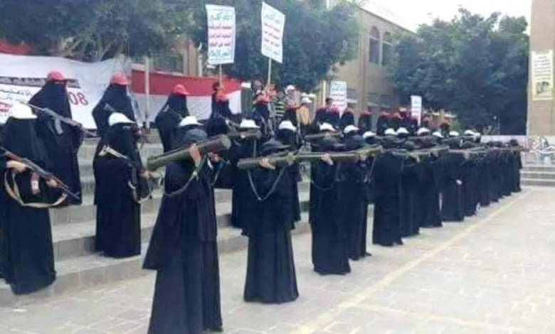 الحوثيون ينشرون الزينبيات للتجسس في مستشفيات صنعاء