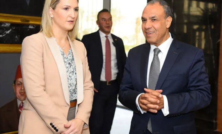 وزير خارجية أيرلندا في رفح: تأكيد مصري على فتح المعبر