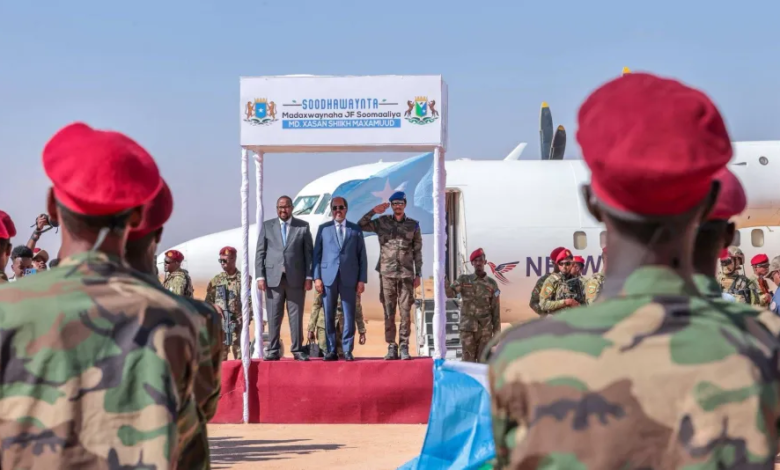 زيارة رئيس الصومال لمنطقة نزاع مع أرض الصومال: التفاصيل والخلفيات