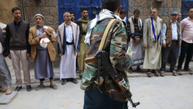 الحوثيون يقيّدون الإنترنت في صعدة: أبعاد العزلة الرقمية