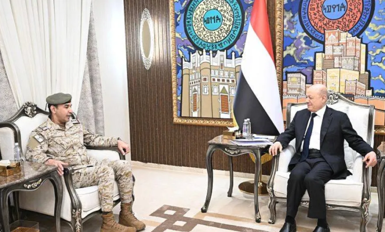 العليمي: احتكار الدولة للسلاح ضرورة لتوحيد الجبهات في اليمن