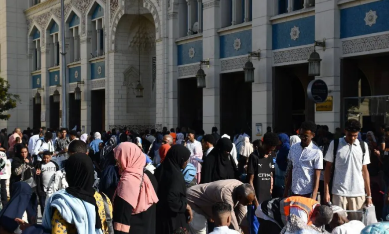 مصر تكثف حملات ضبط الوافدين المخالفين وتقنين الأوضاع