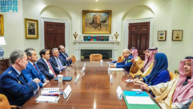 وزير الدفاع السعودي يبحث مع نظيره الأمريكي جهود السلام بالمنطقة