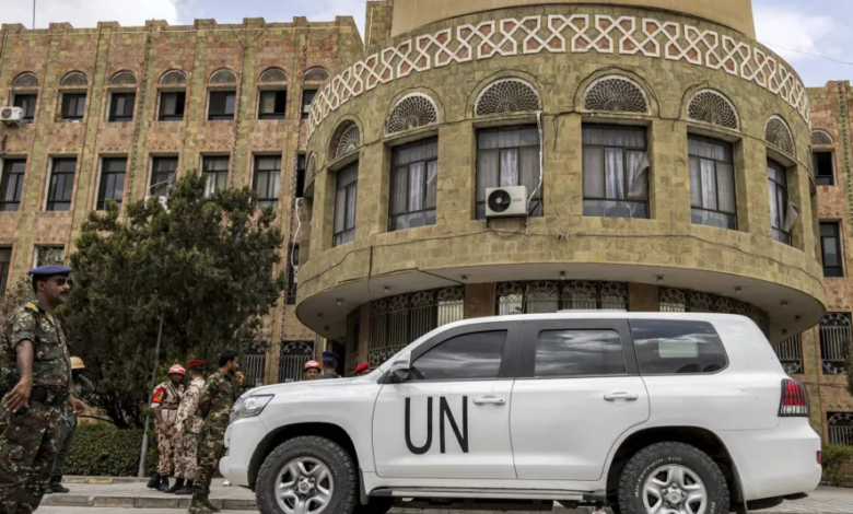 مسؤول أممي: الحوثيون يصادرون أصولنا ويمنعون الرحلات الجوية