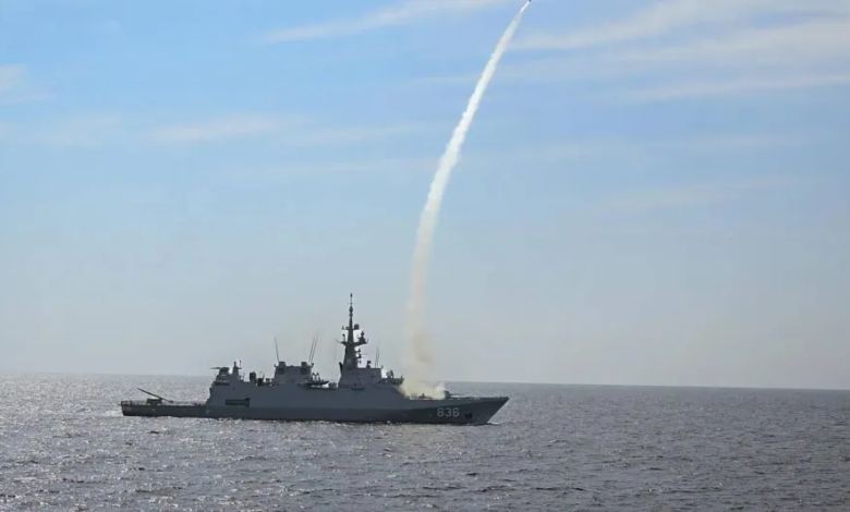 تمرين رياح السلام: مناورات بحرية سعودية عمانية بالصواريخ