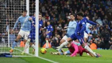 تعادل مانشستر سيتي وتشيلسي 1-1 يخدم صدارة أرسنال