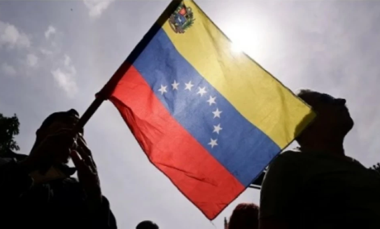 بورصة فنزويلا تقفز 50% في جلسة واحدة وتتجاوز 161% شهرياً