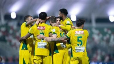 الخليج يهزم الاتفاق 2-1 في دوري روشن: ريمونتادا ديربي الشرقية