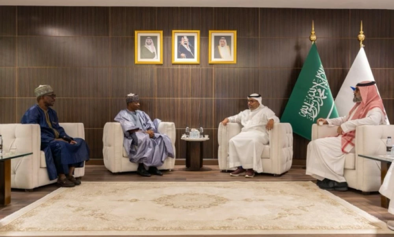 غرفة مكة تبحث فرص الاستثمار والتعاون مع قنصل غانا