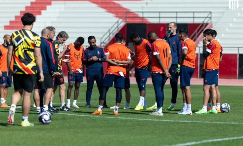 نادي الرياض يطالب الرابطة بإنصاف ملعبه وتطبيق العدالة