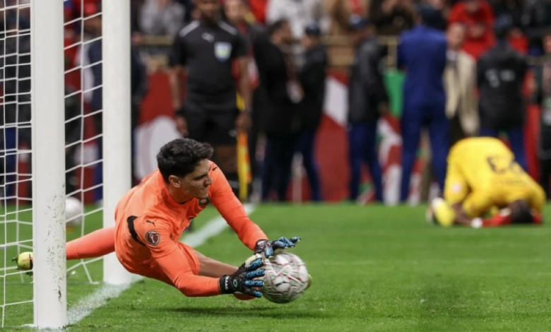 ياسين بونو يعادل أساطير أفريقيا ويقترب من رقم بوكار التاريخي