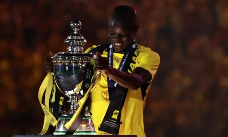 عرض فنربخشة لضم نغولو كانتي من الاتحاد.. التفاصيل الكاملة