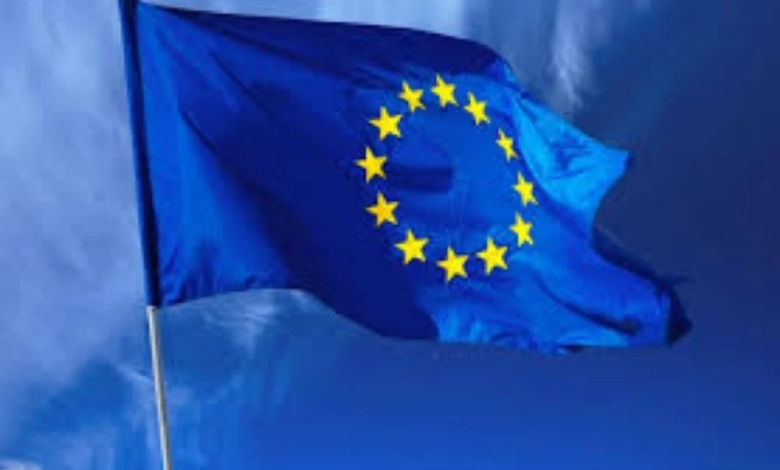 أوروبا تعلق اتفاق التجارة مع أمريكا بسبب تهديدات ترمب