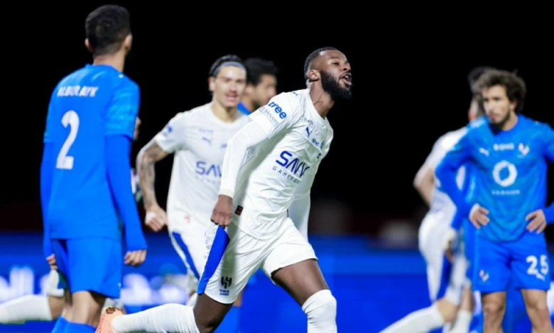 حسان تمبكتي يسجل أول أهدافه في دوري روشن مع الهلال