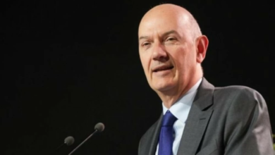 فرنسا تحذر ترمب: أوروبا مستعدة للرد على الرسوم الجمركية